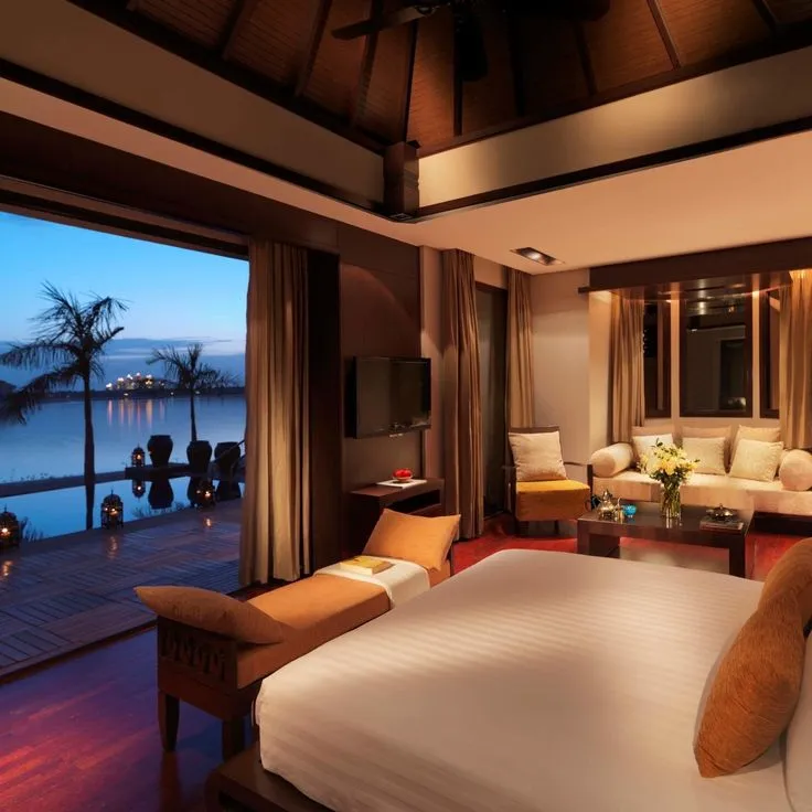 Luxury Suite
